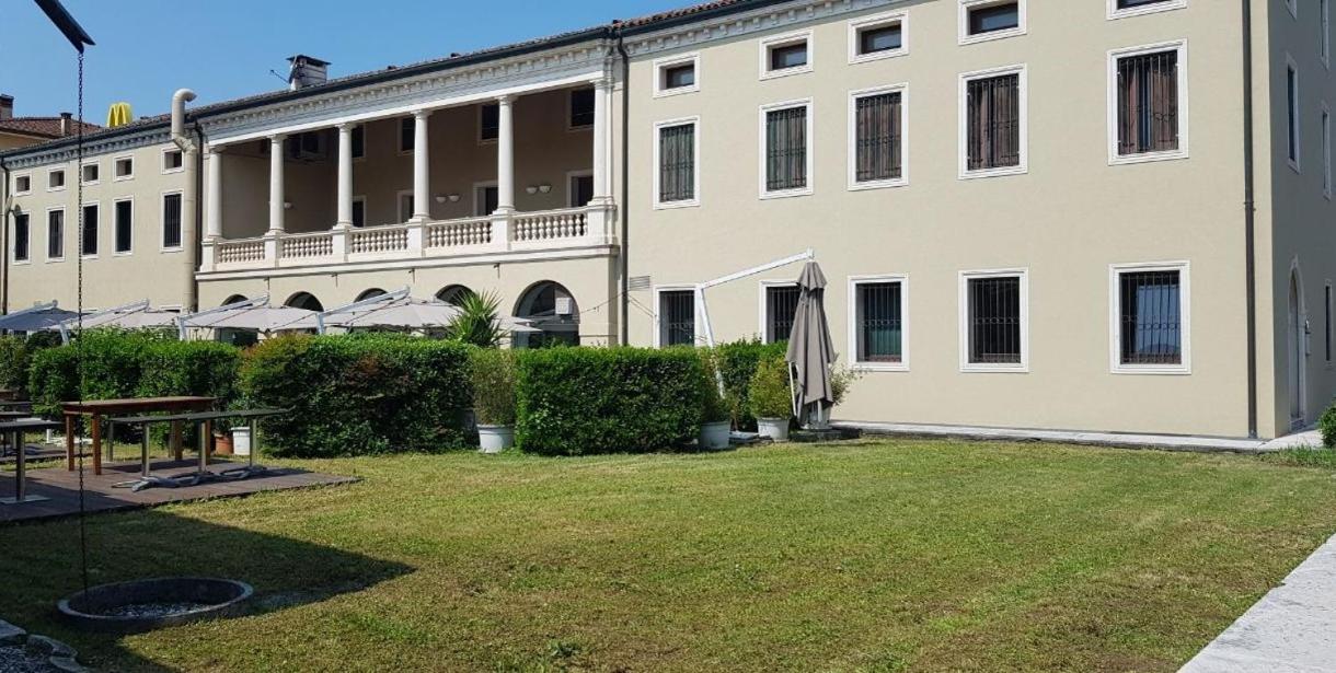 Apartamento La Loggia Vicenza Exterior foto